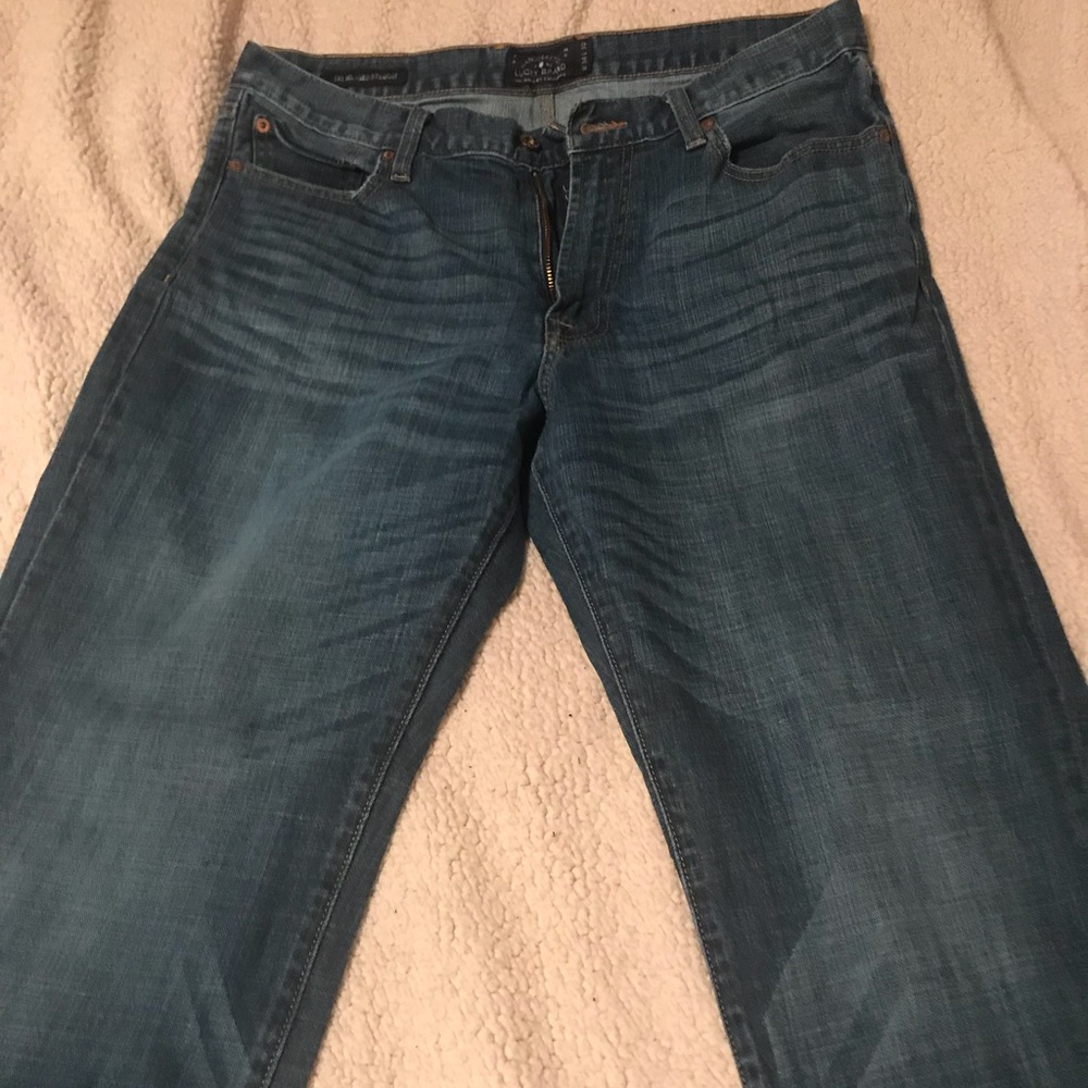 Lucky Brand 181 relaxed straight jean sz 34